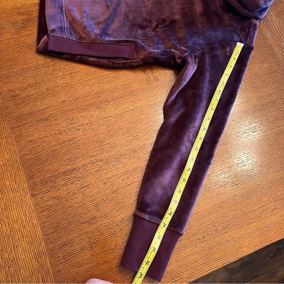 Athleta Double Cozy Karma Funnel Neck Sweatshirt Cabernet XXS Relaxed Fit Yoga - Picture 13 of 14